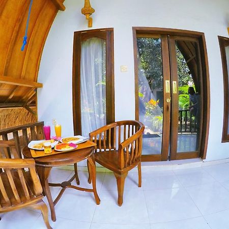 Ina Gili Guesthouse Гили-Эйр Экстерьер фото
