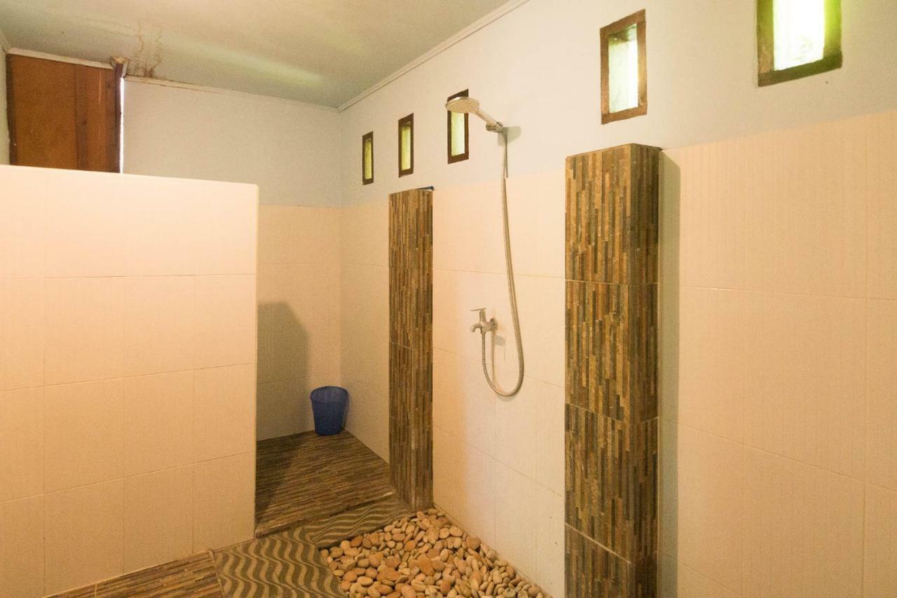 Ina Gili Guesthouse Гили-Эйр Экстерьер фото